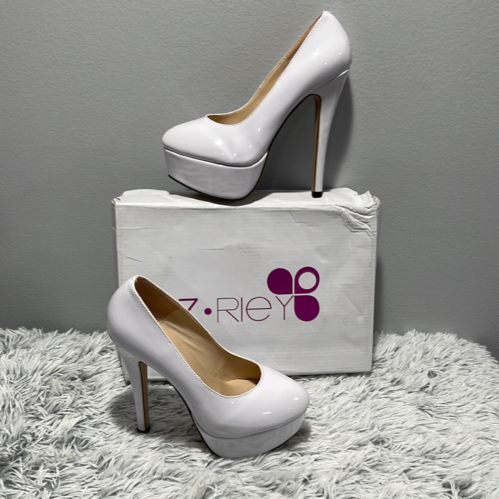 COPY - Vintage ZRiey white platform high heels size 36